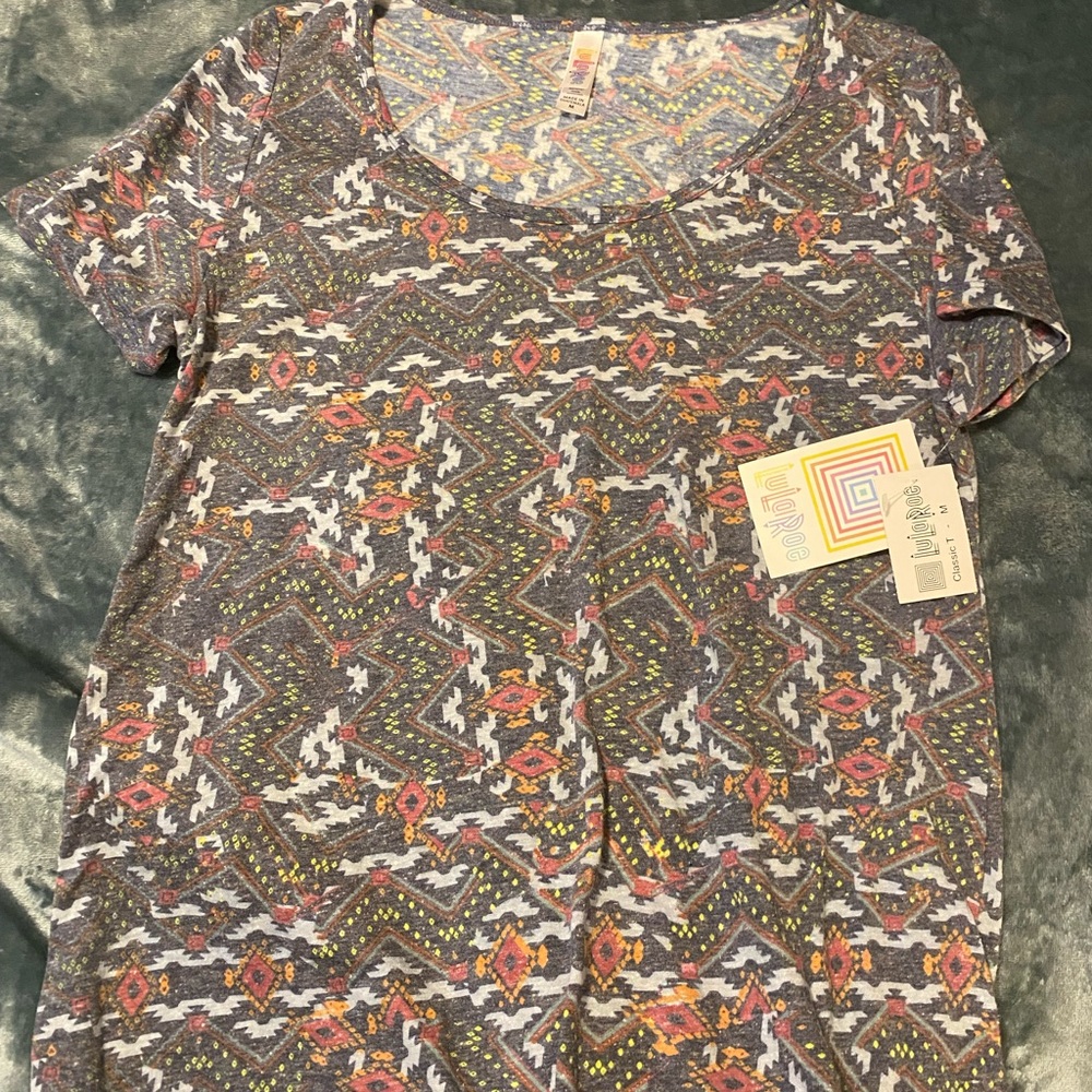 Lularoe Classic T